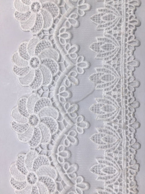 3D Milky White Lace Flower Design. Lace size is approximately 4.25-4.5 inches. Lace is vailable as per yard.